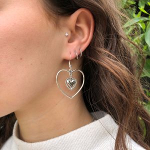 Boucles d'oreilles grand coeur et petit coeur scintillant