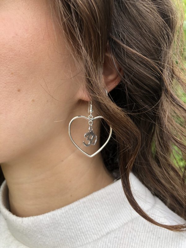 Boucles d'oreilles grand coeur OM